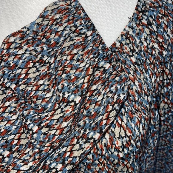 Women's Peace & Pearls Abstract Print Peasant Top with Buttons L - Picture 3 of 6